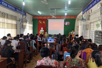 HÌNH ẢNH HỘI NGHỊ CÔNG CHỨC VIÊN CHỨC